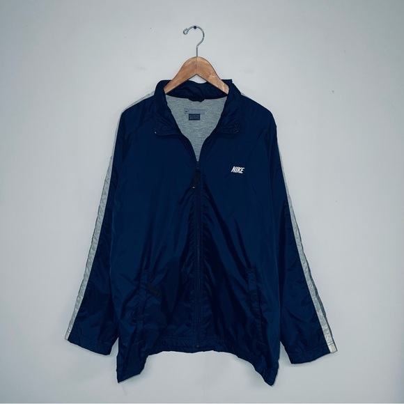 Nike Vintage Jacket‎ Men's Size Large Navy Blue Striped Lightweight Windbreaker - Picture 4 of 11